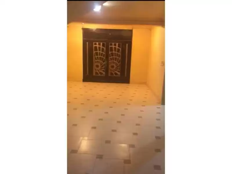 Residential Ready Property 5+maid Bedrooms U/F Villa in Compound  for rent in Doha #15249 - 1  image 
